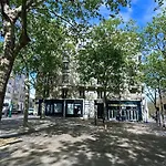 Charming Family Flat Near Montparnasse